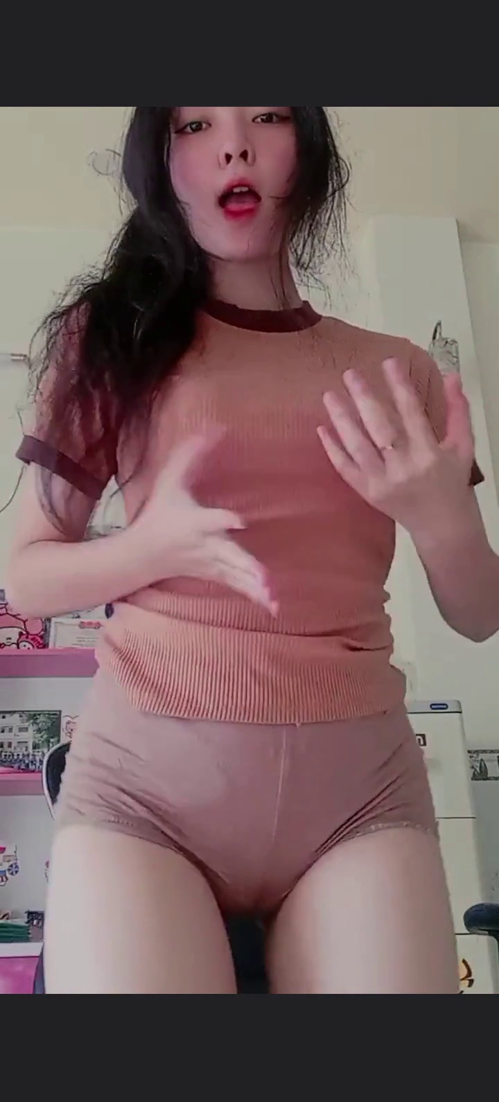 Lê Gia Mỹ bím múp chat sec zalo nè các anh
