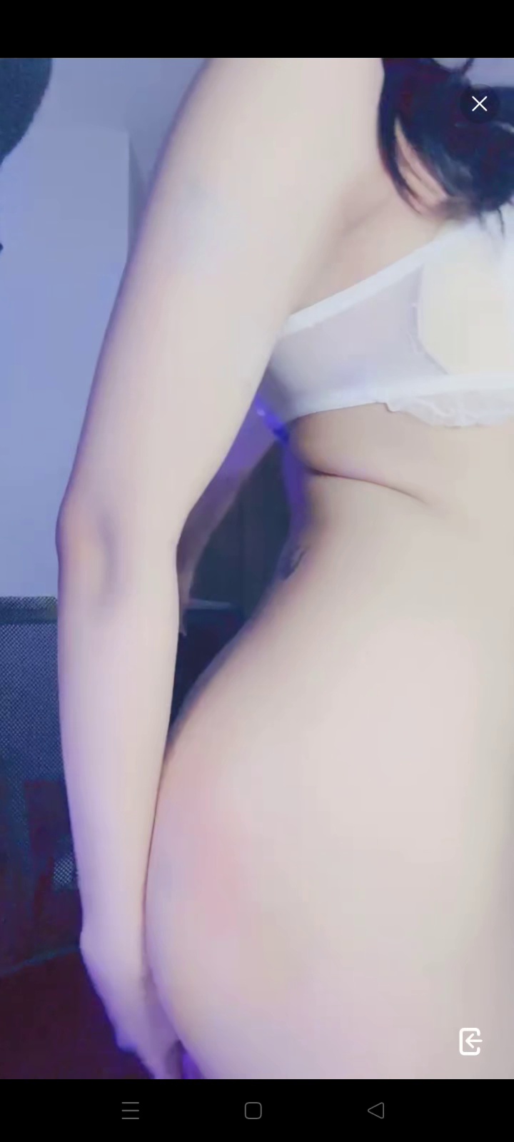 Bé Thư lại lên sóng tự sướng và chịch nhau trên MMlive