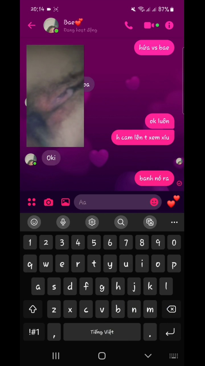 Các cháu tuổi teen video call show hàng tự sướng với nhau