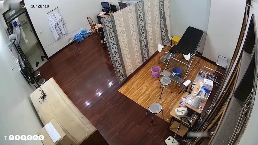 Hack Camera Phòng khám, anh em coi đi tôi nói mất hay =))))