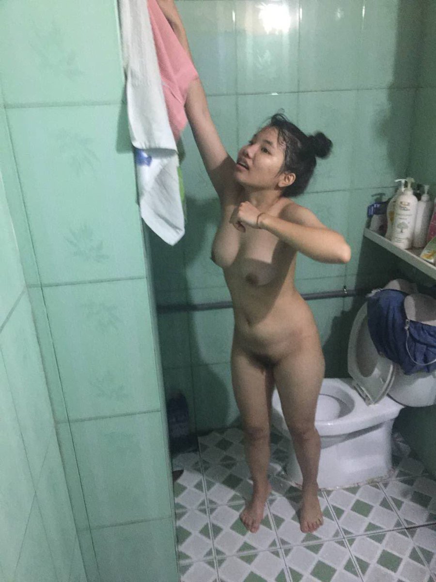Lộ clip hot của nữ sinh cấp 3 trường THPT Lương Hòa