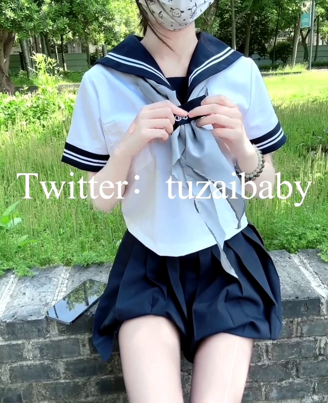 Tuzaibaby – clip nóng hổi của em gái trung quốc show hàng cực ngon ngoài công viên